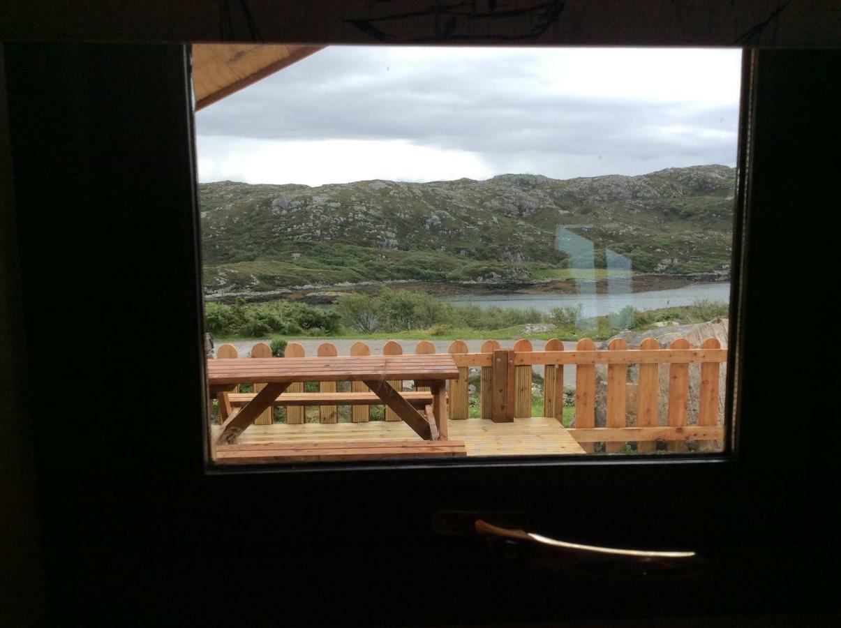 Achmelvich View Self Catering Apartment Lochinver Exterior photo